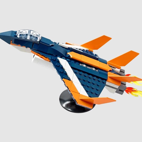 Свръхзвуков реактивен самолет на Lego Creator
